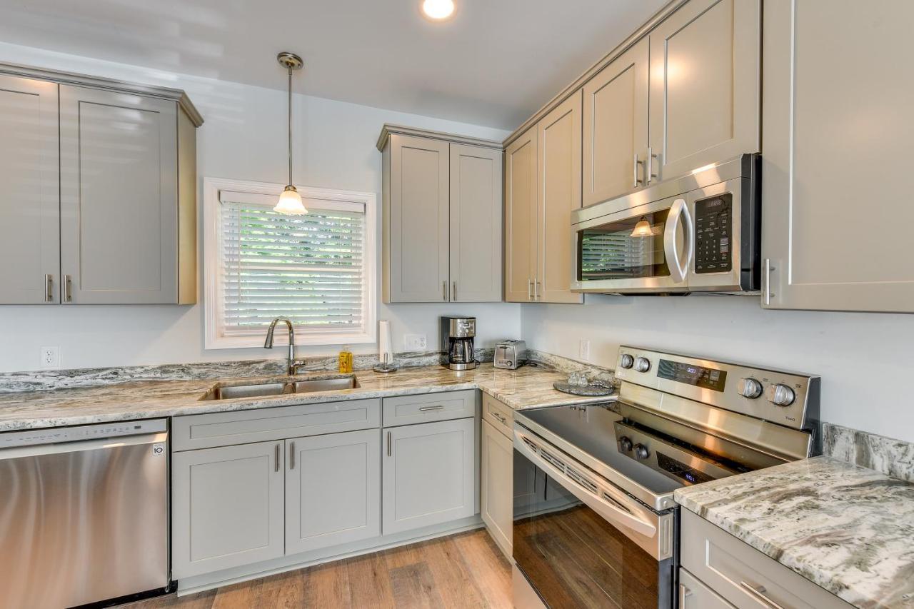 Quiet Bluffton Vacation Rental - Walk To Old Town! Exterior photo